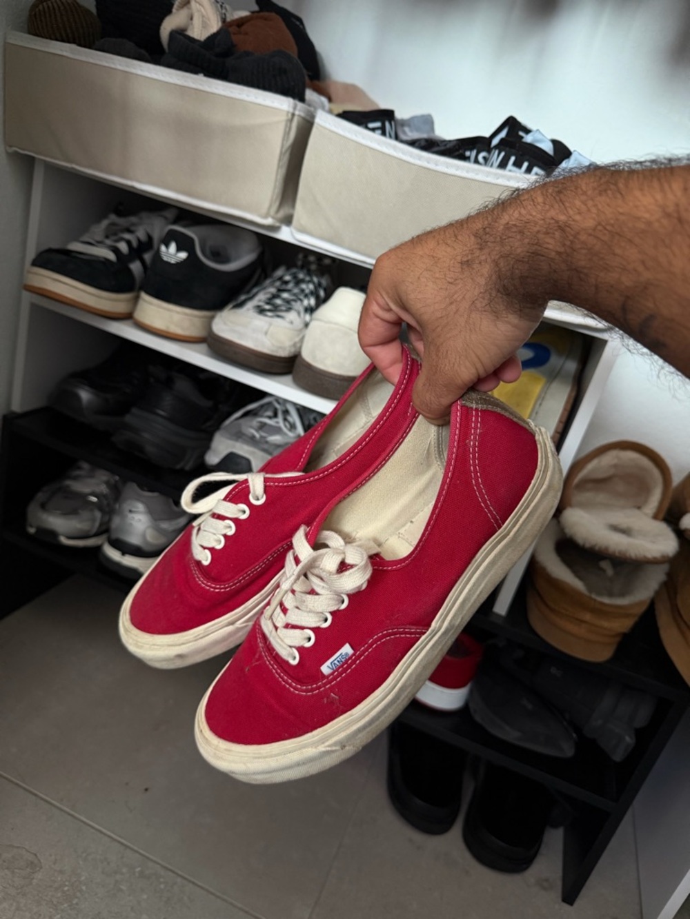 Red Canvas Low-Top Sneakers - Classic Casual Men's Shoes